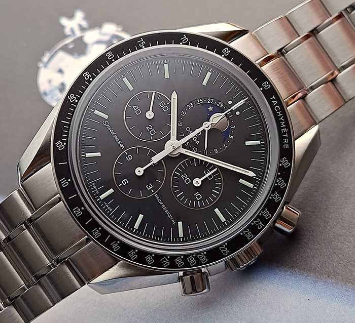 Omega Speedmaster Professional Moonwatch Moonphase Chronograph Wristwatch Ref. 3576.50
